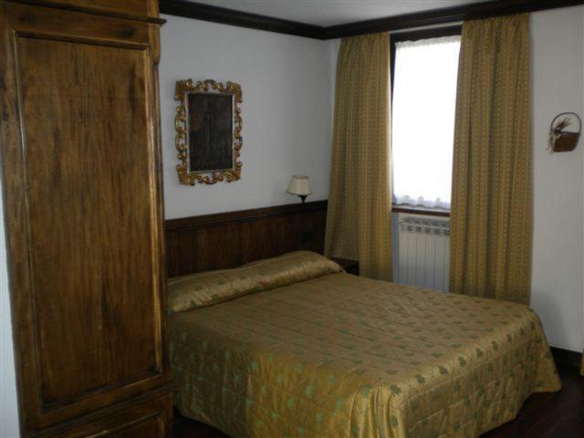 Hotel Tavernier กูร์มาเยอร์ ภายนอก รูปภาพ
